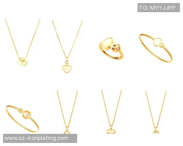 足球明星女友们的奢华珠宝盛宴展现魅力与风采 足球明星女友们的奢华珠宝盛宴展现魅力与风采